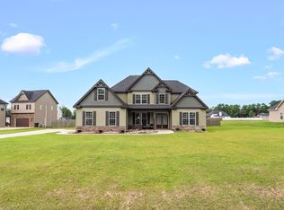 6227 Shannon Woods Way, Hope Mills, NC 28348