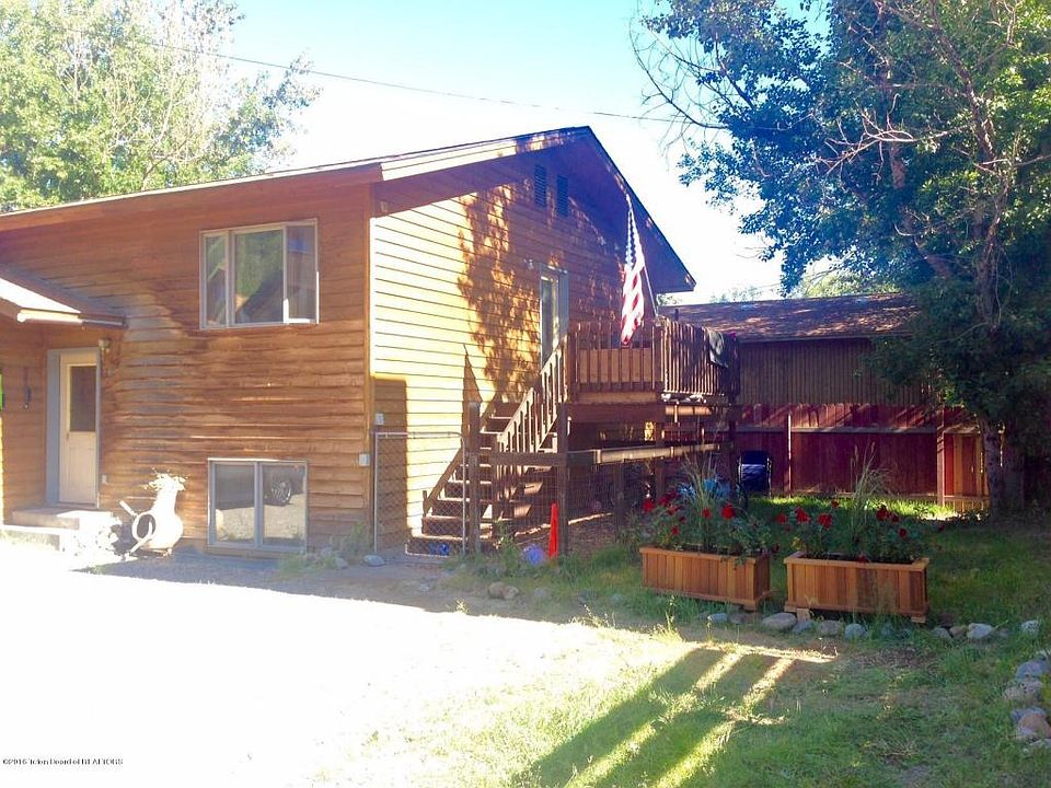 1st image of 686 E Hall Ave