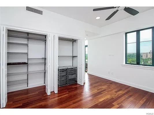 Sold by Space Marketing Shop | media 33