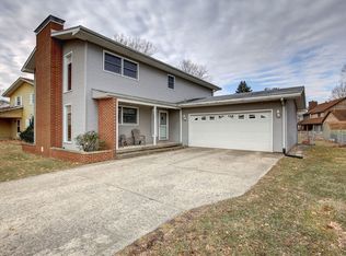 705 Frank Dr, Champaign, IL 61821