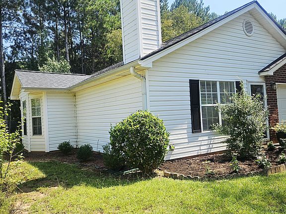 3rd image of 4384 Chestnut Oaks Trce