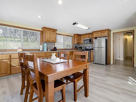 2nd image of 6471 Garden Park Dr