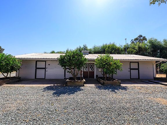 4th image of 477 N Hewitt Rd