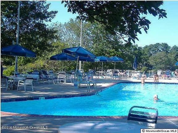 5th image of 81B Dorchester Dr