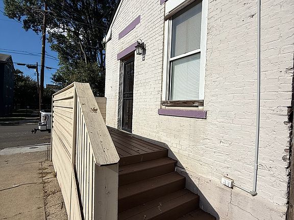 4th image of 602 Liberty St