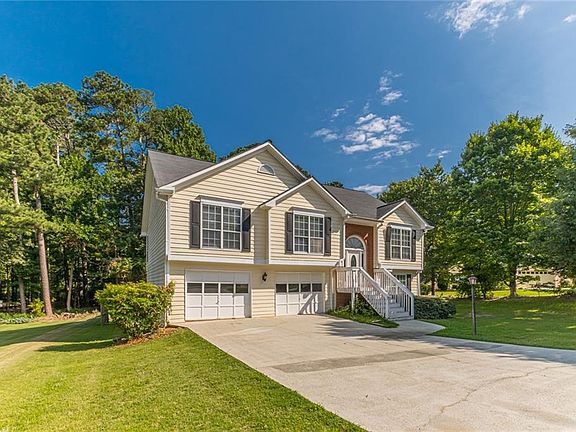 3rd image of 3188 Evonshire Ln