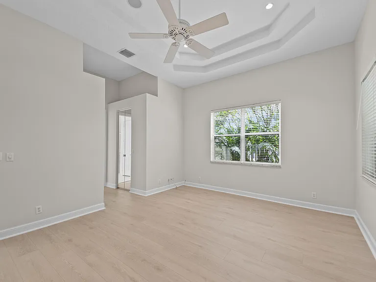 9875 Palma Vista Way — Photo 21