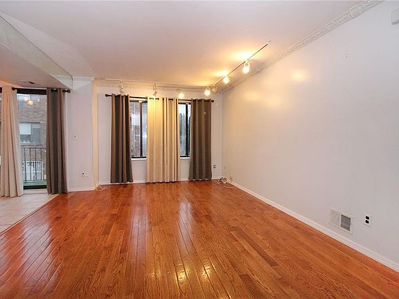 5th image of 34 Ramsey Ln