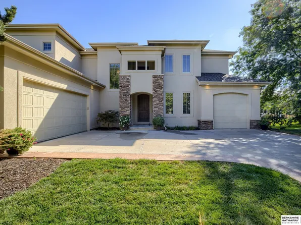 1025 S Hws Cleveland Blvd, Elkhorn, NE 68022