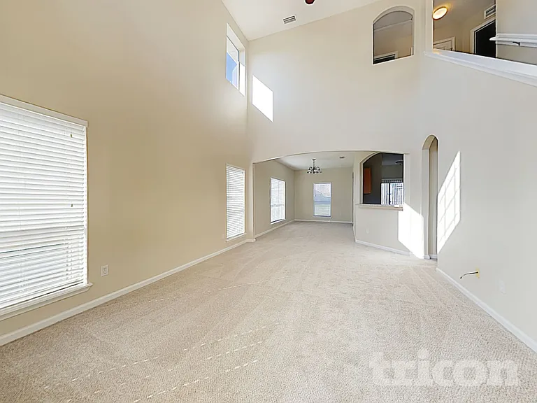 3410 Pebble Sand Ln — Photo 4