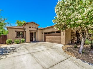 3906 W Roundabout Cir, Chandler, AZ 85226