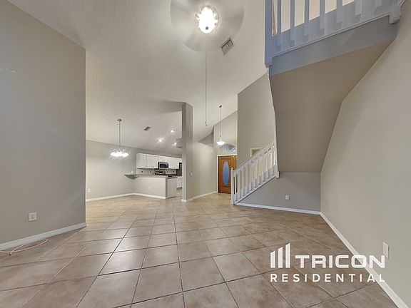 3rd image of 617 Somerstone Dr