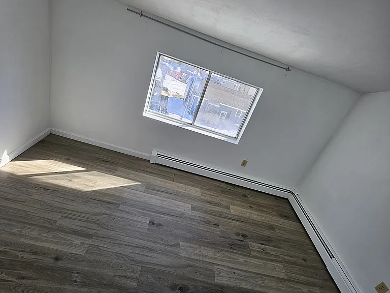 420 Woodward Rd #32 — Photo 2