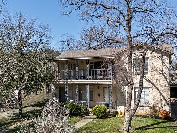 4th image of 423 Bryn Mawr