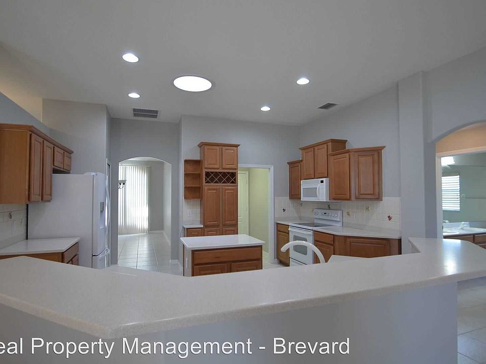 1st image of 1656 Grand Isle Blvd