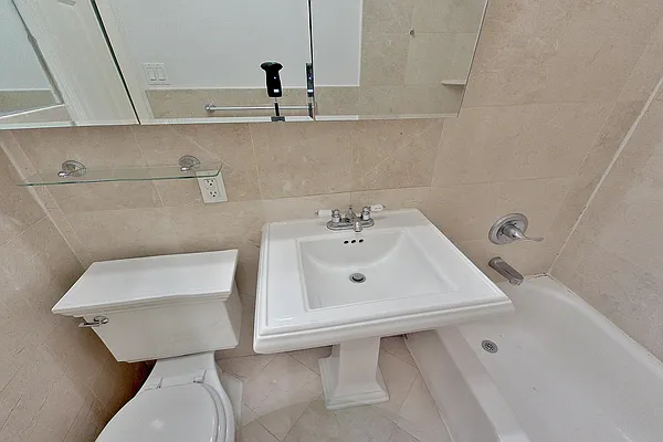 Rented by Centennial Properties NY | media 8