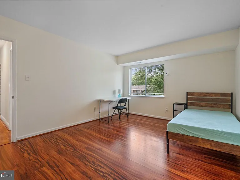 7984 Audubon Ave #203 — Photo 20