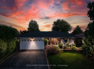 260 Delrex Blvd, Halton Hills, ON L7G 4G2