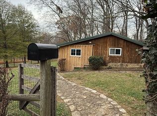 16306 Clarkes Gap Rd #B, Waterford, VA 20197