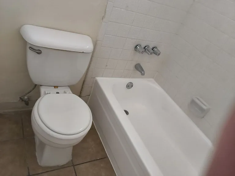 109 Almansor St — Photo 29
