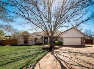 7700 Sagebrush Ct S, North Richland Hills, TX 76182