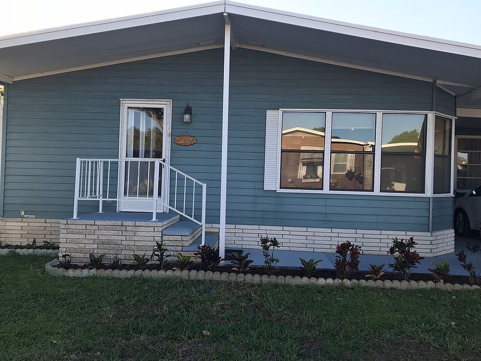 1st image of 513 Lake Cir