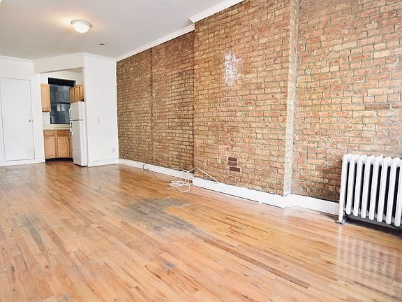 2nd image of 118 E 102nd St APT 5A