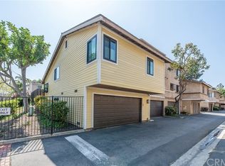 571 Wendy Ln, Costa Mesa, CA 92627