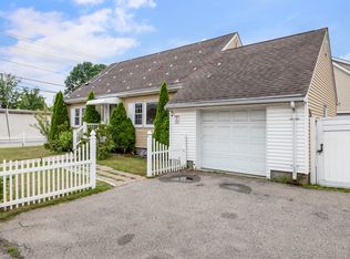 1800 River St, Hyde Park, MA 02136