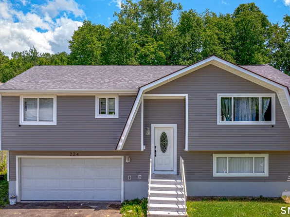 224 Benefit Street, Waterbury, CT 06704