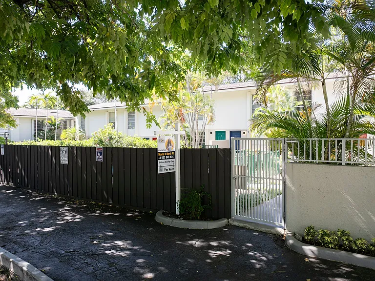 2900 Bird Ave — Photo 19