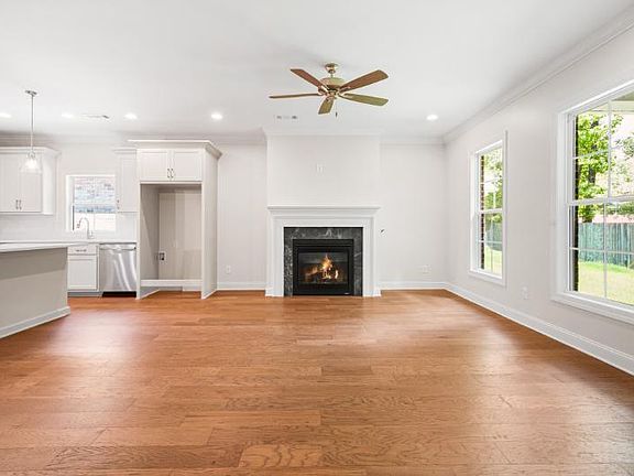 4th image of 4260 Sydney Ln