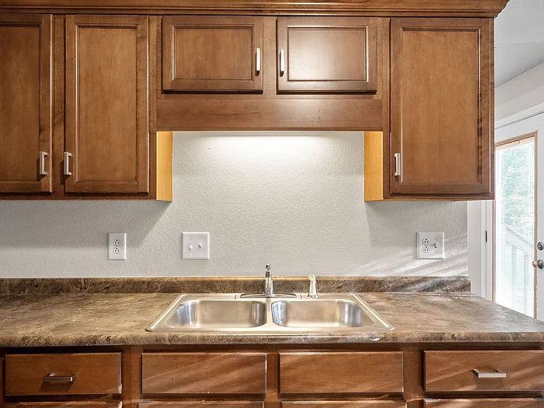 2845 Teakwood Dr — Photo 13