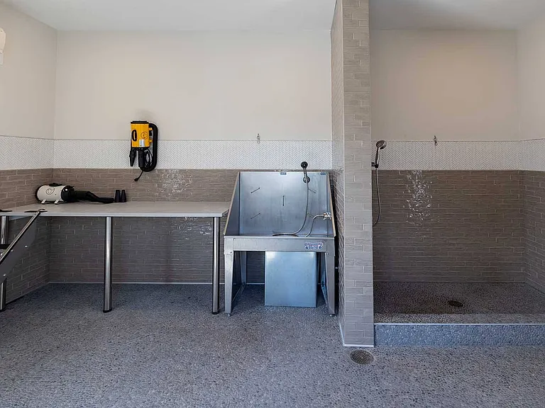 Vintage Brunswick Apartments — Photo 28