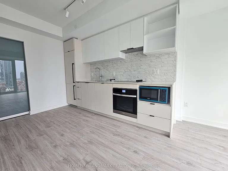 252 Church St #1912 — Photo 12