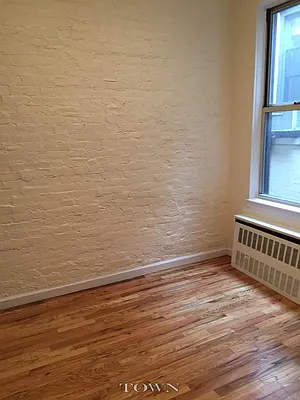 Rented by Town Residential | media 22