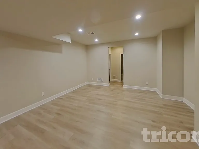 686 Ranchhand Dr — Photo 15