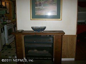 3rd image of 382 Mimosa Ave N