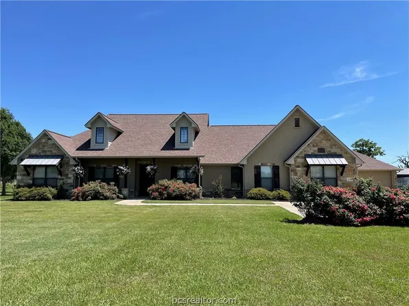 298 Cooks Ln, Franklin, TX 77856