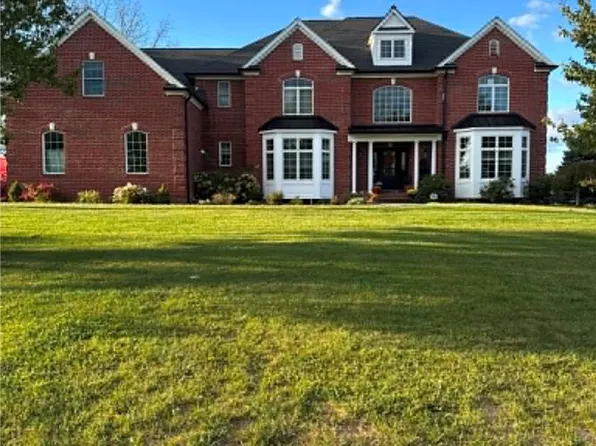 4600 Willow Ln, Nazareth, PA 18064