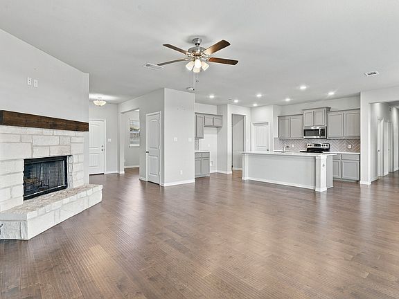 5th image of 123 Croft Ct