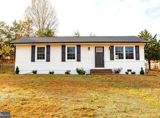 110 Meadow Ln, Stafford, VA 22556
