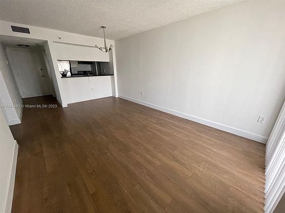 3rd image of 850 N Miami Ave #1007