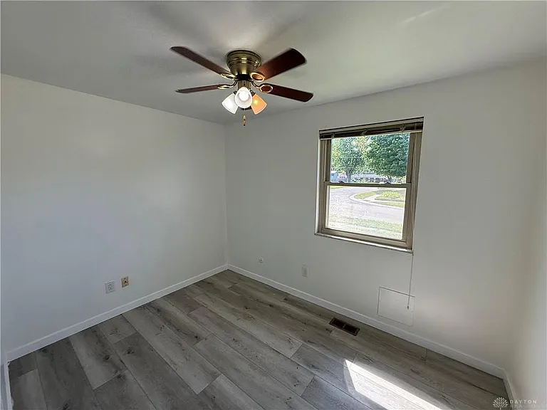 7619 Bassett Dr — Photo 2
