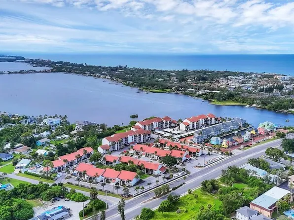 1644 Stickney Point Rd APT 102, Sarasota, FL 34231