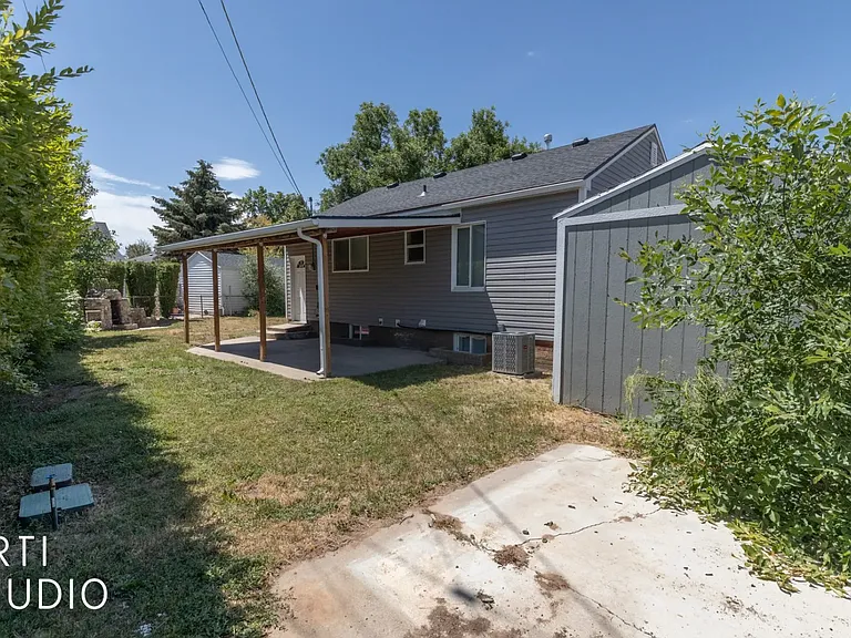 846 E McFarland St — Photo 22