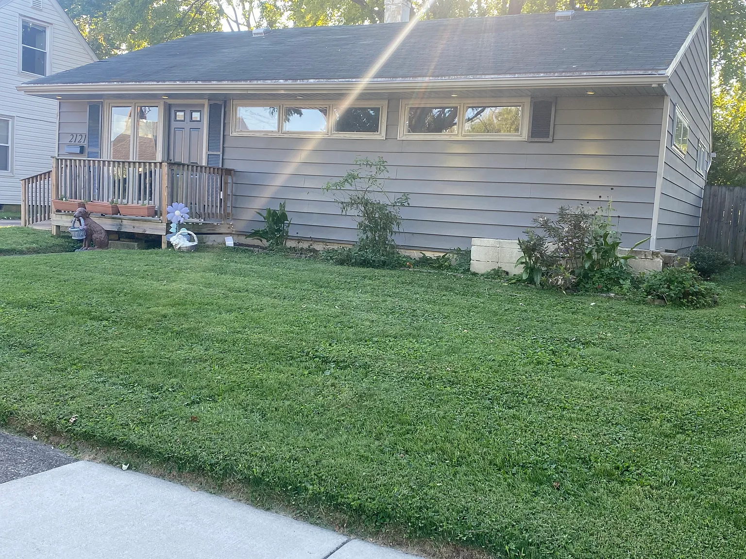 3 bed, 1200 sqft, $1,800 — Photo 2