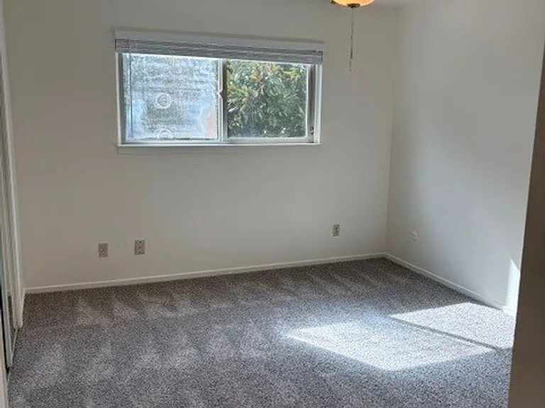 3100 Jersey Way — Photo 8
