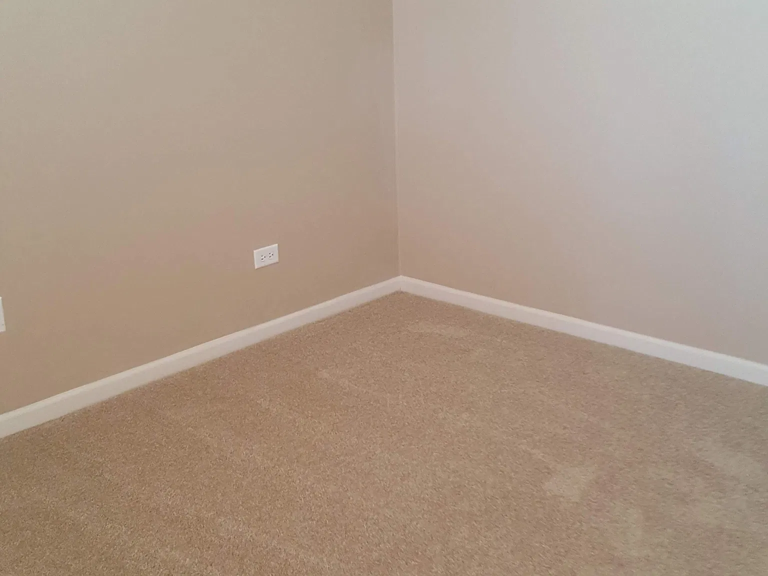 3 bed, 1760 sqft, $2,795 — Photo 3