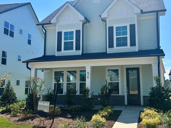826 Fireship Rd, Fuquay Varina, NC 27526